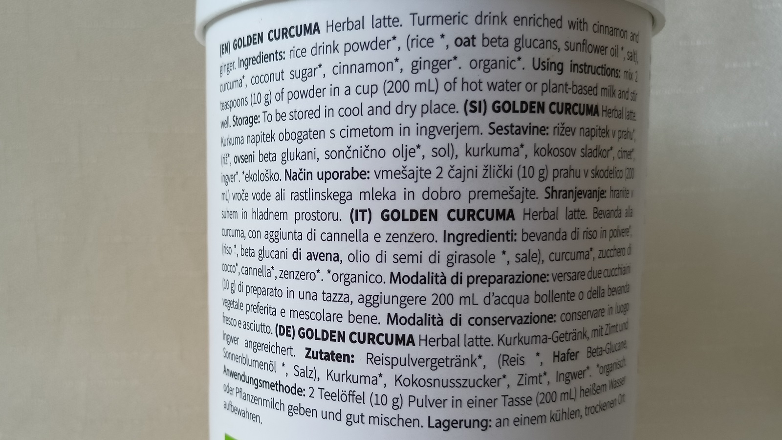 Bewertung: Wir haben Golden Curcuma Herbal Latte von Nature’s Finest ausprobiert