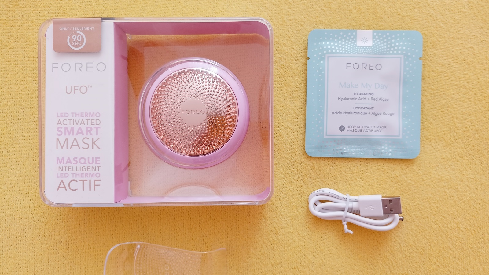 Bewertung FOREO UFO: Schallgerät zur Beschleunigung der Wirkung der Gesichtsmaske