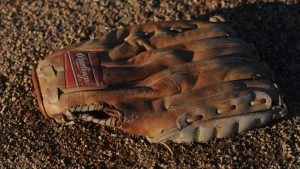 Hogyan válasszuk ki a megfelelő baseball-kesztyűt: Átfogó útmutató