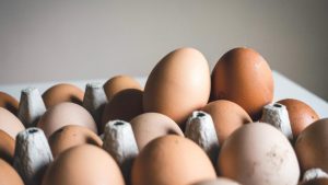 Hogyan válasszuk ki a megfelelő tojásfőzőt: 10 alapvető tipp