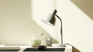 Fare luce sulla lampada da scrivania giusta: 10 consigli per scegliere quella perfetta
