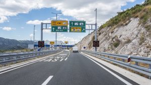 Diaľničné poplatky Chorvátsko 2023 → Cena, ako platiť, platené úseky
