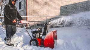 How to Choose the Perfect Snow Blower: 10 Tips for Buyers