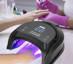 How to Choose a UV Nail Lamp: 10 Tips for a Perfect Manicure