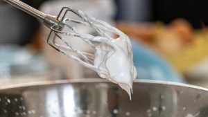 How to Choose the Right Hand Mixer: 10 Tips for Finding Your Perfect Match