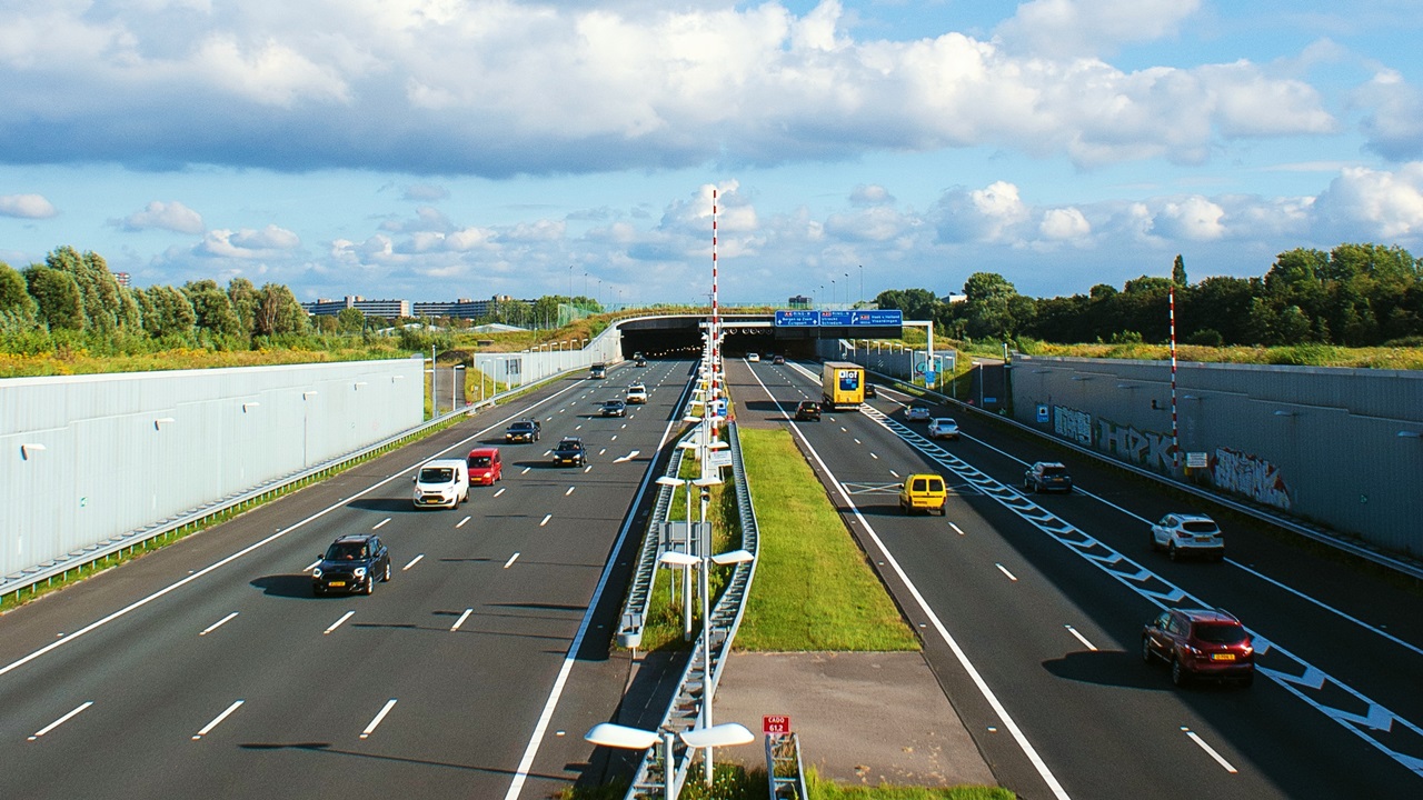 Motorway toll Netherlands 2023 → Price, how to pay, toll road sections