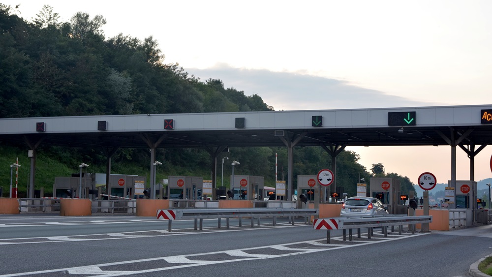 Motorway tolls Bosnia and Herzegovina 2023 → Price, how to pay, paid toll sections